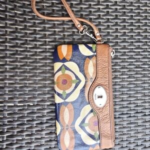 Stylish Multicolor Fossil Wristlet